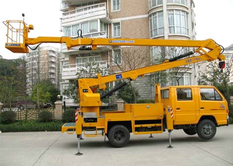 廣州高空作業(yè)平臺(tái)車(chē)出租